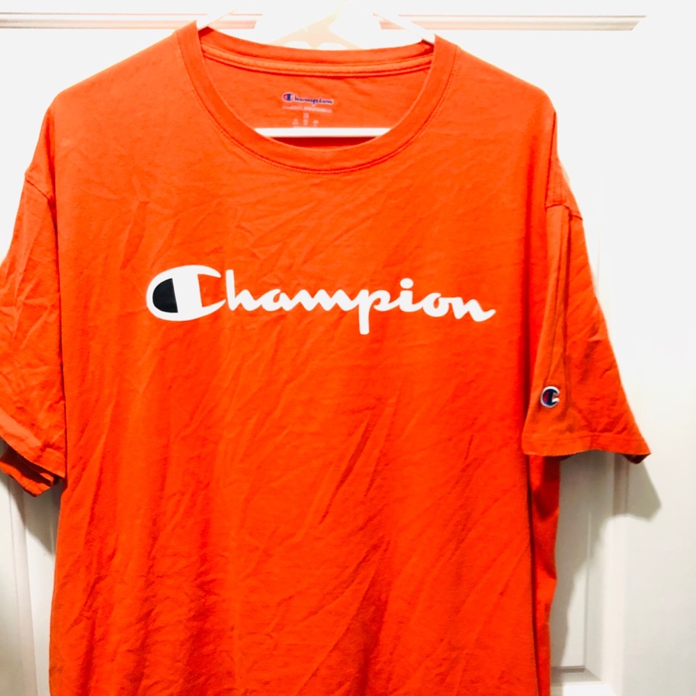 Champion t-shirt